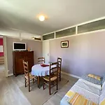 In Near Sandy Apartament *