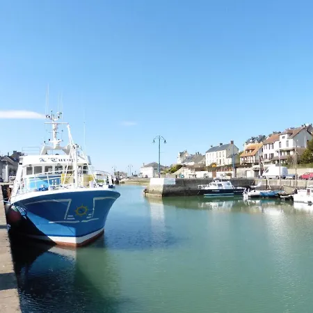 In Near Sandy Apartment Arromanches-les-Bains