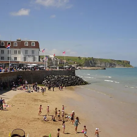 Apartment Flat In The Heart Of Arromanches-les-Bains